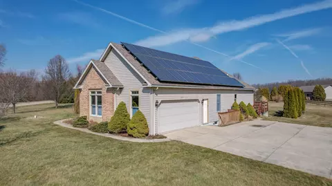 Exterior - 3950 Miller Rd, Springfield, OH 45502 photo 2 of 24