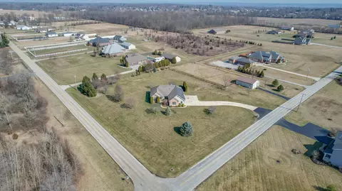 3950 Miller Rd, Springfield, OH 45502