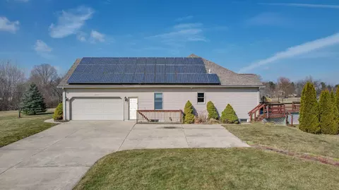 Exterior - 3950 Miller Rd, Springfield, OH 45502 photo 11 of 24