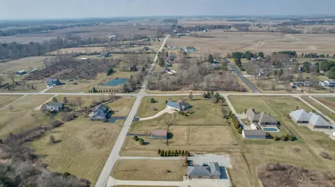View/Area - 3950 Miller Rd, Springfield, OH 45502 photo 7 of 11