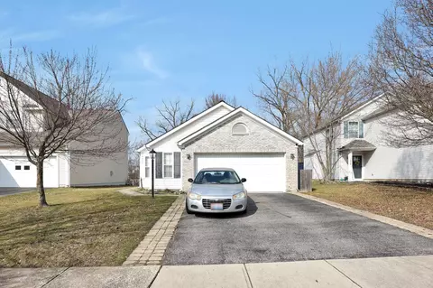 7902 Birch Creek Dr, Blacklick, OH 43004