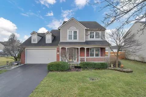 125 Wyckshire Dr, Pataskala, OH 43062
