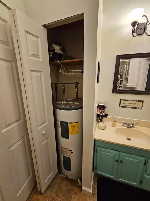 Other - 607 E Mound St, Circleville, OH 43113 photo 5 of 5