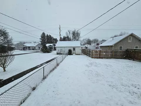 Other - 607 E Mound St, Circleville, OH 43113 photo 2 of 5