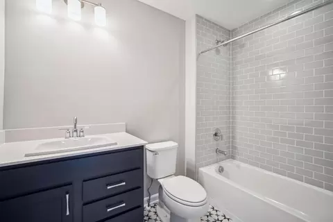 Bath - 3336 Logsdon Loop, Delaware, OH 43015 photo 3 of 5