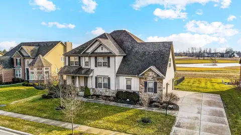 5789 Trafalgar Ln, Dublin, OH 43016