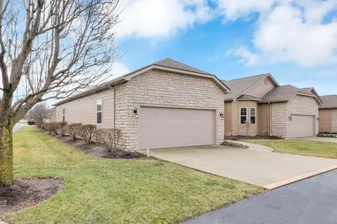Exterior - 21 Claire Ct, Circleville, OH 43113 photo 3 of 7
