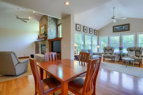 Dining - 2818 Bean Oller Rd, Delaware, OH 43015 photo 1 of 7