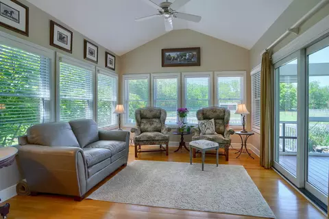 Living - 2818 Bean Oller Rd, Delaware, OH 43015 photo 5 of 8
