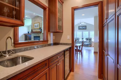 Kitchen - 2818 Bean Oller Rd, Delaware, OH 43015 photo 2 of 8