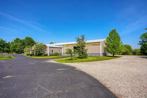 Exterior - 2818 Bean Oller Rd, Delaware, OH 43015 photo 23 of 31