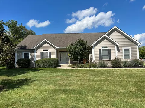 Exterior - 2818 Bean Oller Rd, Delaware, OH 43015 photo 5 of 31