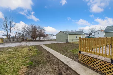 Exterior - 880 Bennett St, Marion, OH 43302 photo 7 of 7
