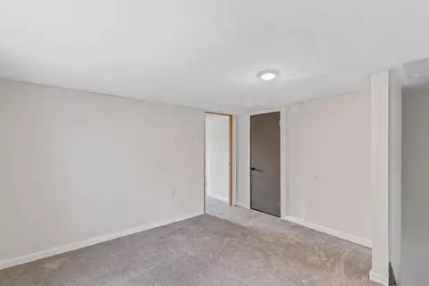 Bedroom - 880 Bennett St, Marion, OH 43302 photo 2 of 3