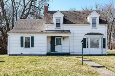 301 W Singer St, Springfield, OH 45506