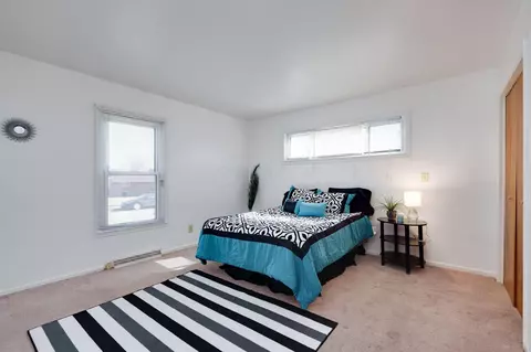 301 W Singer St, Springfield, OH 45506 photo 8