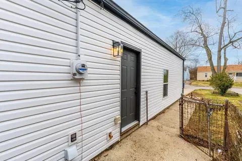 Exterior - 67 N Everett Ave, Columbus, OH 43213 photo 5 of 11