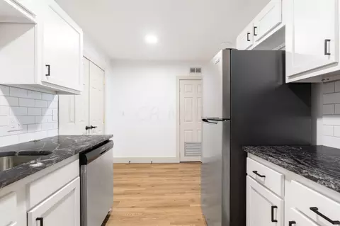 Kitchen - 67 N Everett Ave, Columbus, OH 43213 photo 4 of 6