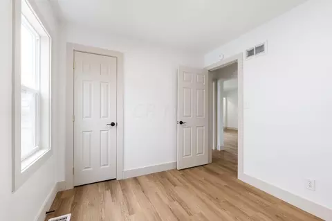 Bedroom - 67 N Everett Ave, Columbus, OH 43213 photo 2 of 2