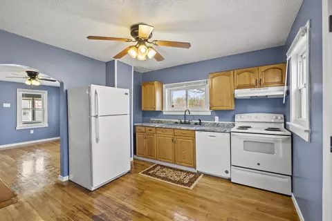 Kitchen - 114 Highland Ave, Circleville, OH 43113 photo 1 of 1
