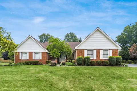 5128 Chevy Chase Ct, Columbus, OH 43220