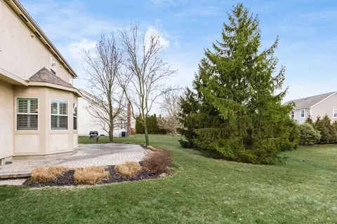 Exterior - 7615 Windsor Dr, Dublin, OH 43016 photo 11 of 11
