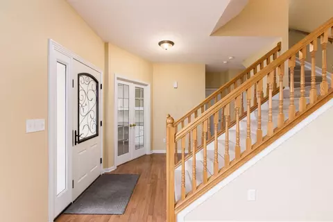 Entry Way - 7615 Windsor Dr, Dublin, OH 43016 photo 1 of 3