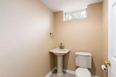 Bath - 7615 Windsor Dr, Dublin, OH 43016 photo 7 of 7