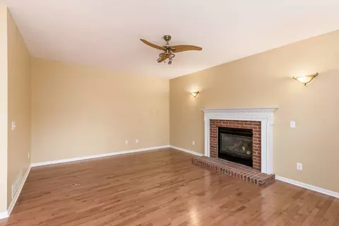 Living - 7615 Windsor Dr, Dublin, OH 43016 photo 2 of 8