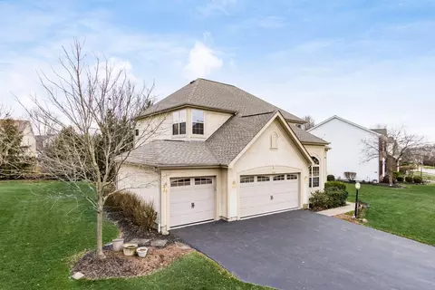 Exterior - 7615 Windsor Dr, Dublin, OH 43016 photo 3 of 11