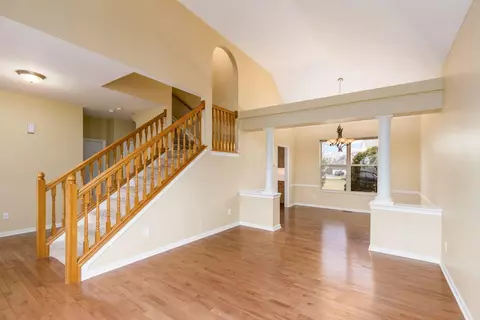 Living - 7615 Windsor Dr, Dublin, OH 43016 photo 1 of 8