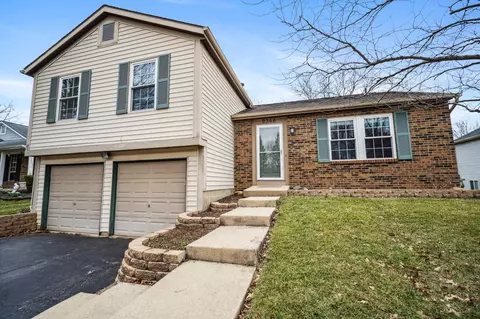 8346 Seabright Dr, Powell, OH 43065