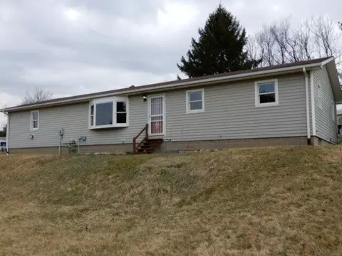 726 Mill Rd, Loudonville, OH 44842