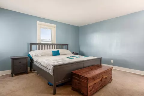 Bedroom - 4565 E National Rd, Springfield, OH 45505 photo 4 of 8