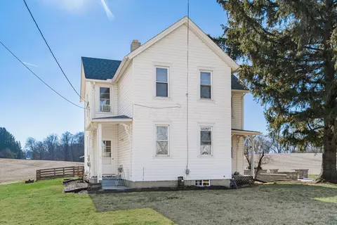 Exterior - 4565 E National Rd, Springfield, OH 45505 photo 3 of 15