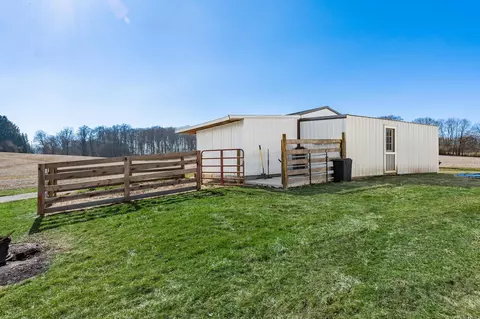 Exterior - 4565 E National Rd, Springfield, OH 45505 photo 10 of 15
