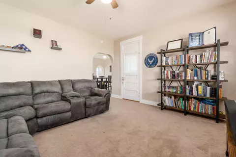 Living - 4565 E National Rd, Springfield, OH 45505 photo 3 of 5