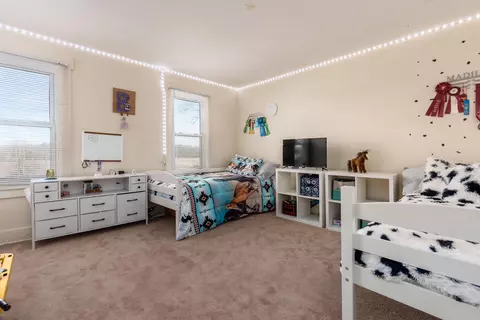 Bedroom - 4565 E National Rd, Springfield, OH 45505 photo 5 of 8