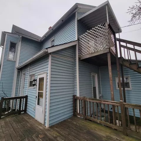 Exterior - 425 E Main St, Newark, OH 43055 photo 8 of 8