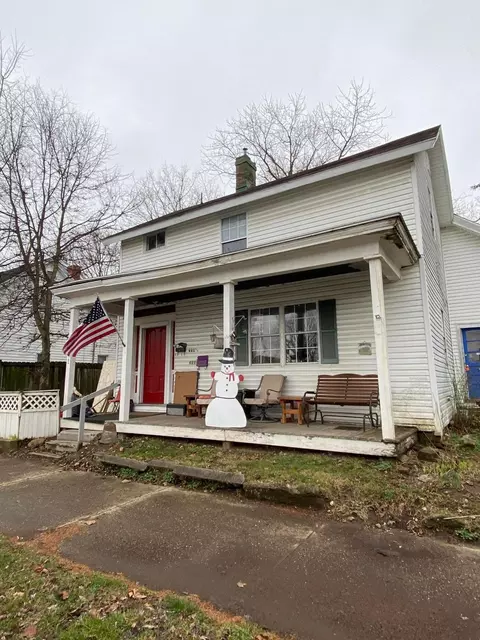 341 E Mound St, Circleville, OH 43113