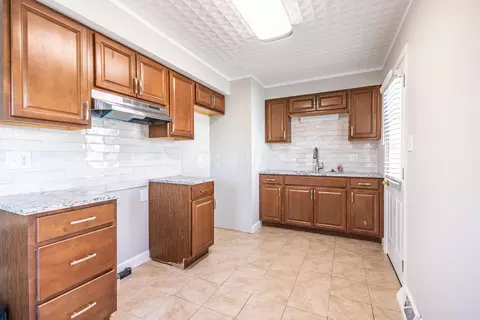 3473 Eisenhower Rd, Columbus, OH 43224 photo 14