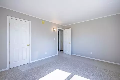 3473 Eisenhower Rd, Columbus, OH 43224 photo 9
