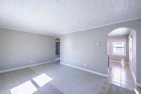 3473 Eisenhower Rd, Columbus, OH 43224 photo 5
