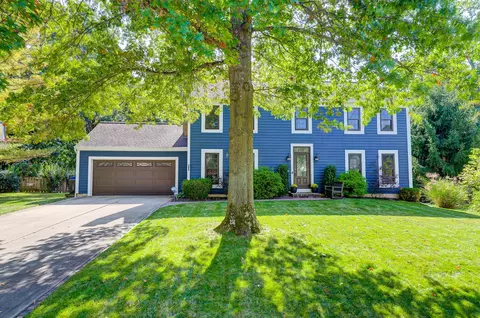 395 Mainsail Dr, Westerville, OH 43081