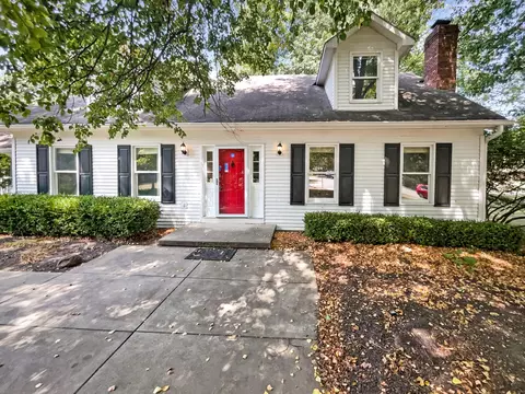 1082 Autumn Woods Dr, Westerville, OH 43081