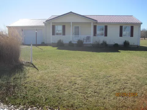 2359 Staunton Sugar Grove Rd SW, Washington Court House, OH 43160
