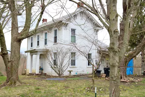 5135 Carnes Rd, Carroll, OH 43112