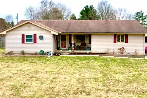 1591 Coonpath Rd NE, Lancaster, OH 43130