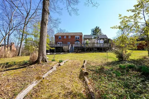 Exterior - 523 Rollingrock Ln, Cincinnati, OH 45255 photo 15 of 31