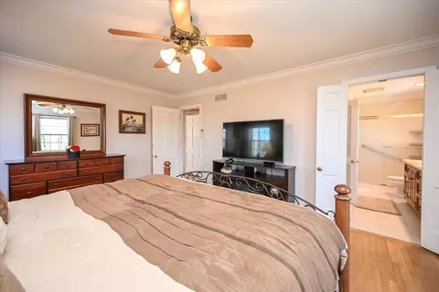 Bedroom - 523 Rollingrock Ln, Cincinnati, OH 45255 photo 3 of 9